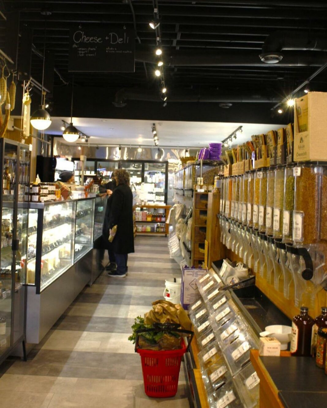 aisle of market with bulk items
